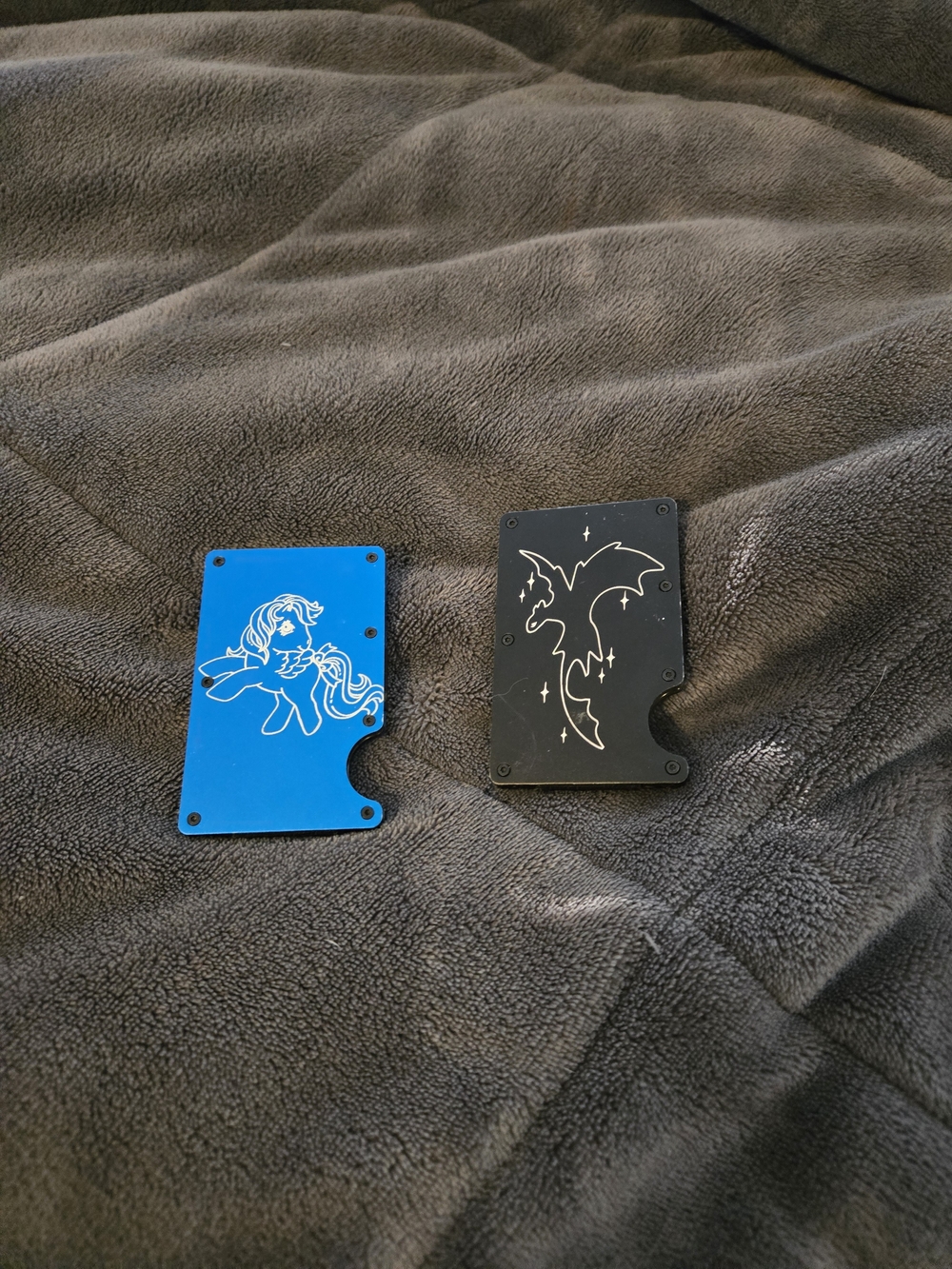 Slim RFID Aluminum Wallet Card Sleeve - Blue or Black